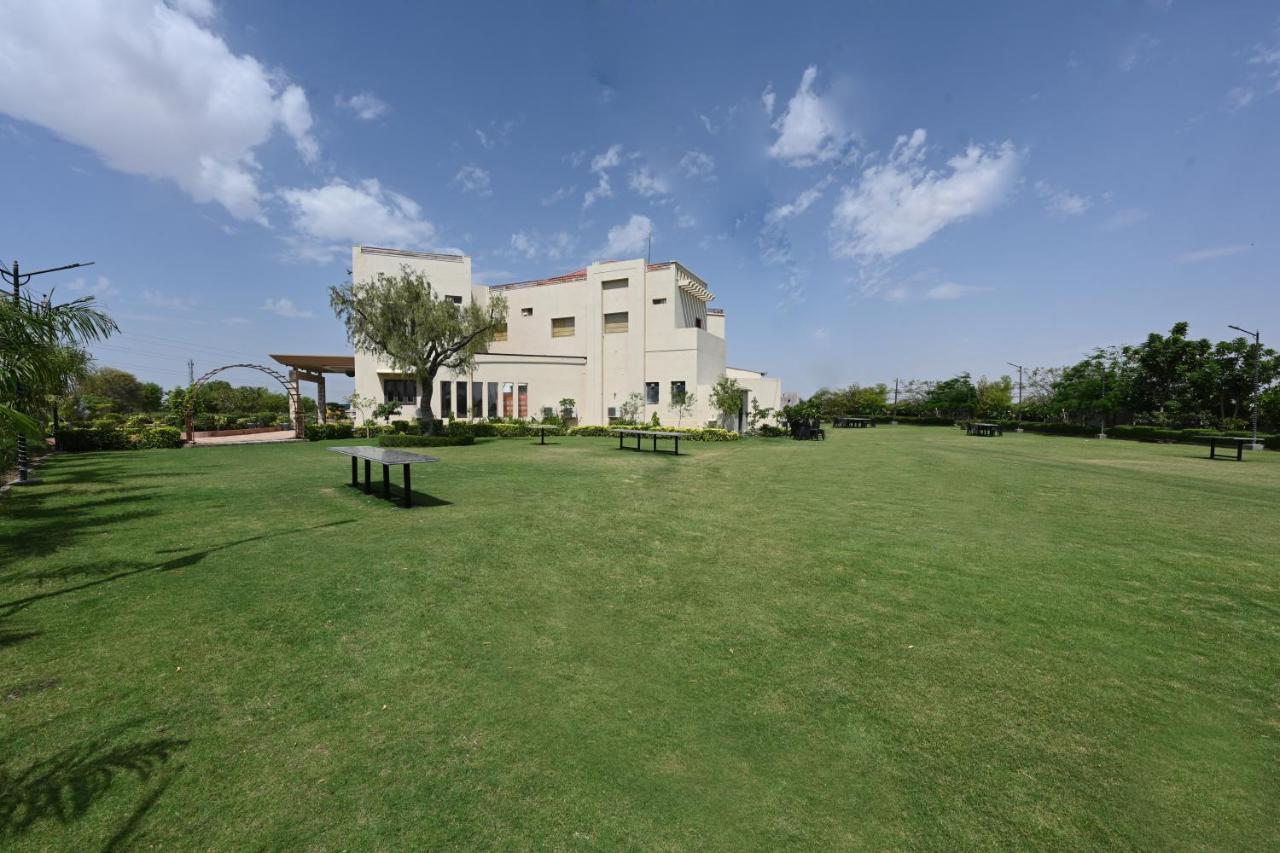 The Ganga Resort Bikaner Bagian luar foto