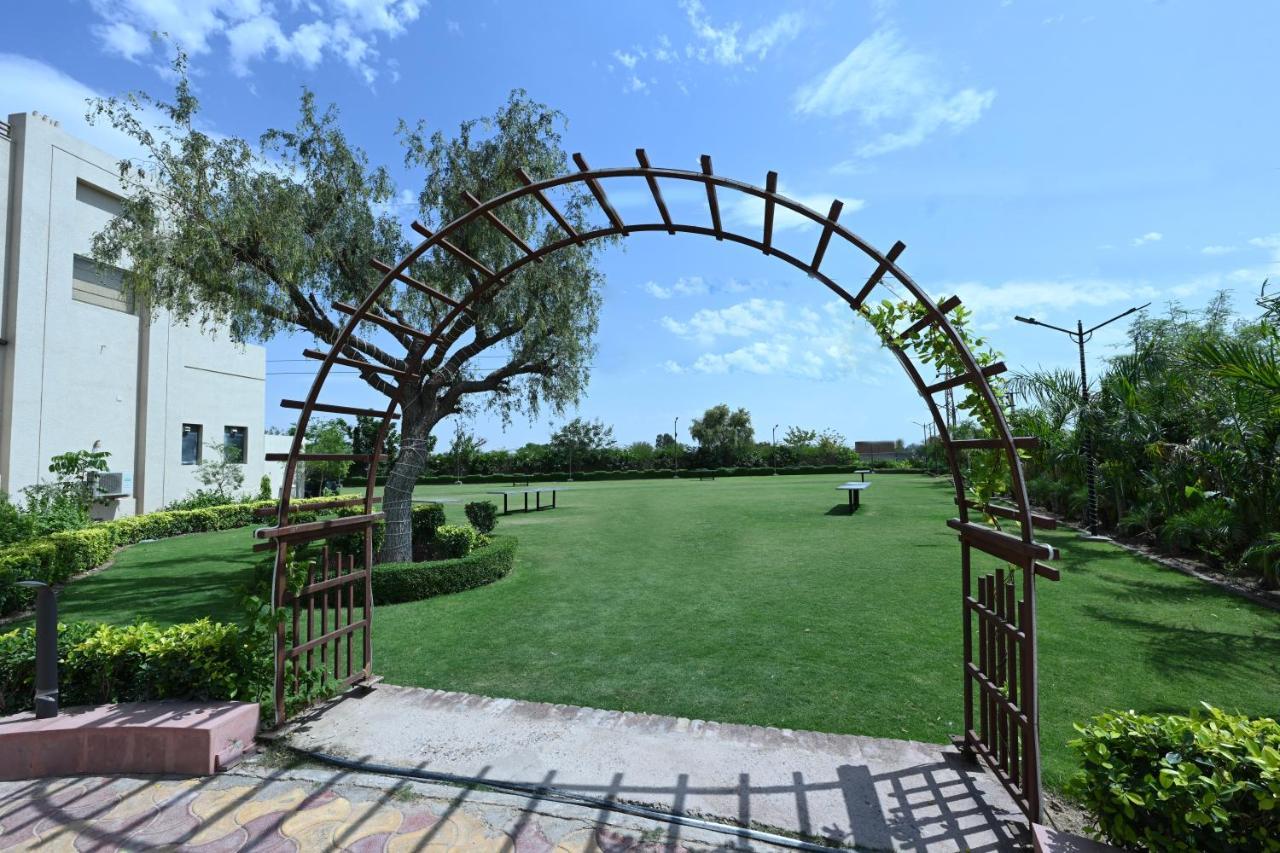 The Ganga Resort Bikaner Bagian luar foto
