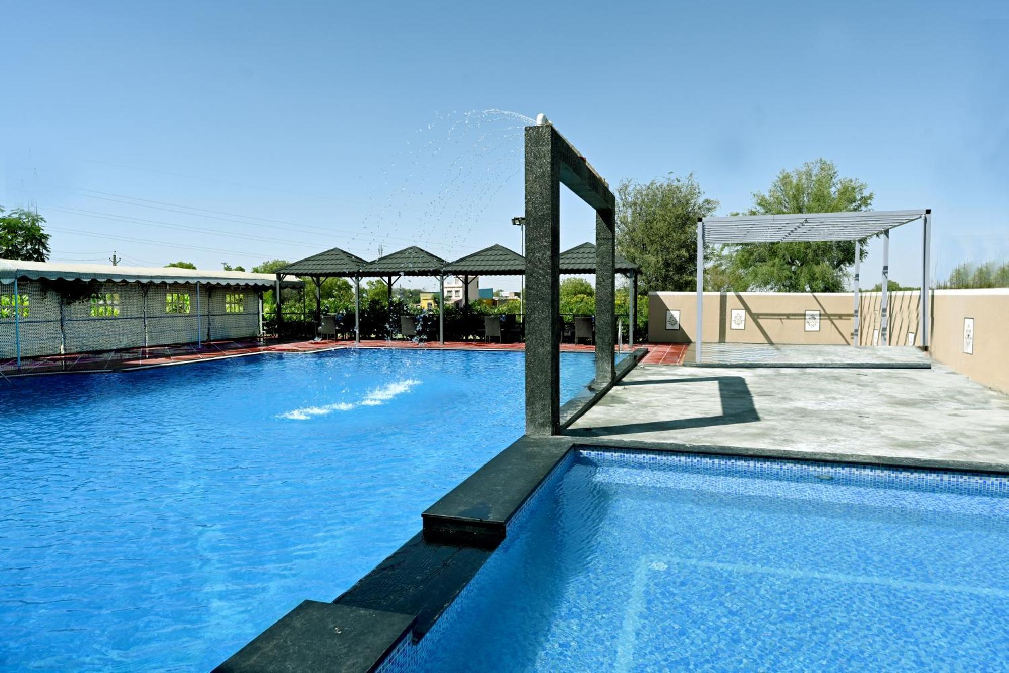The Ganga Resort Bikaner Bagian luar foto