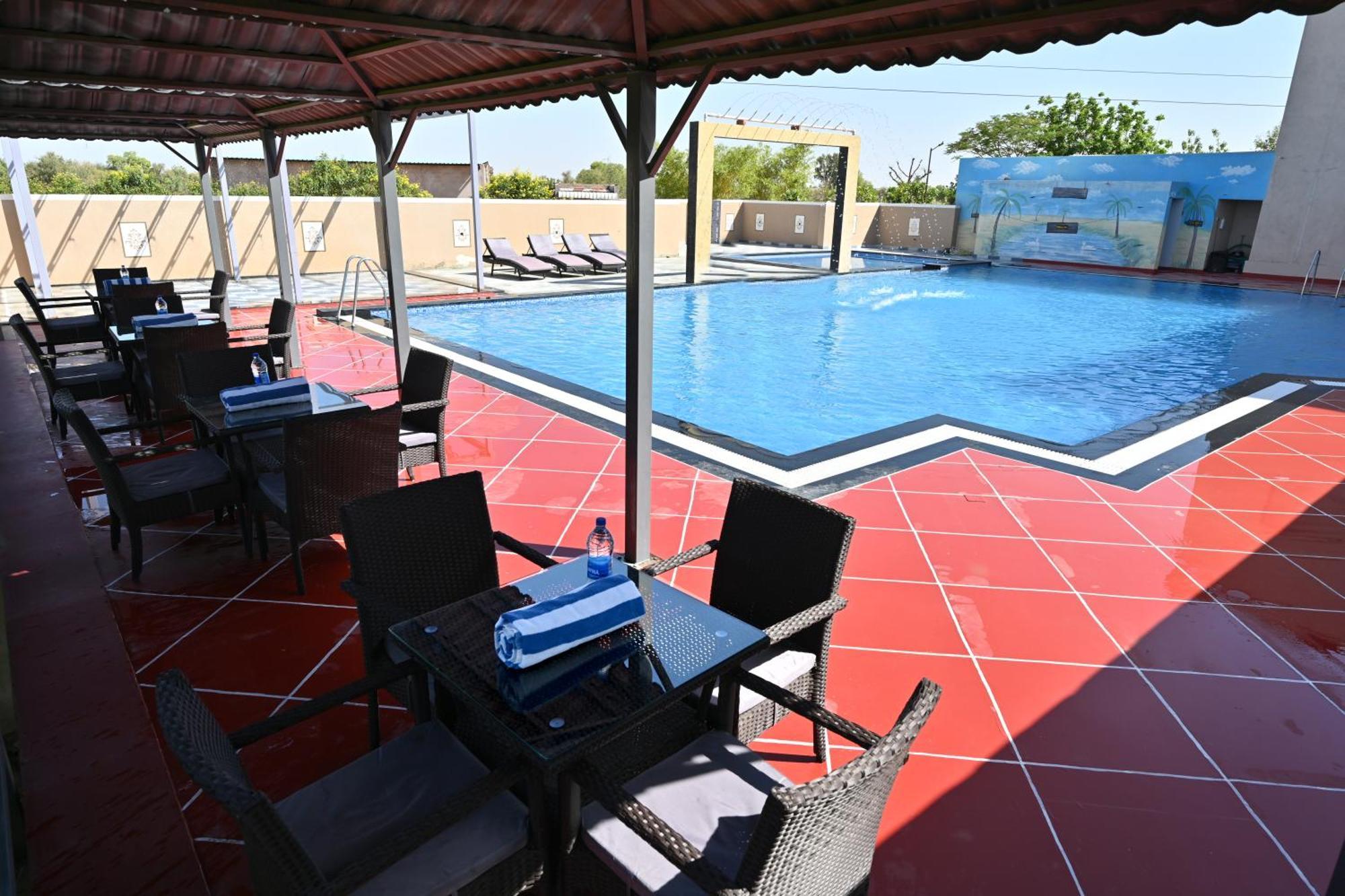 The Ganga Resort Bikaner Bagian luar foto